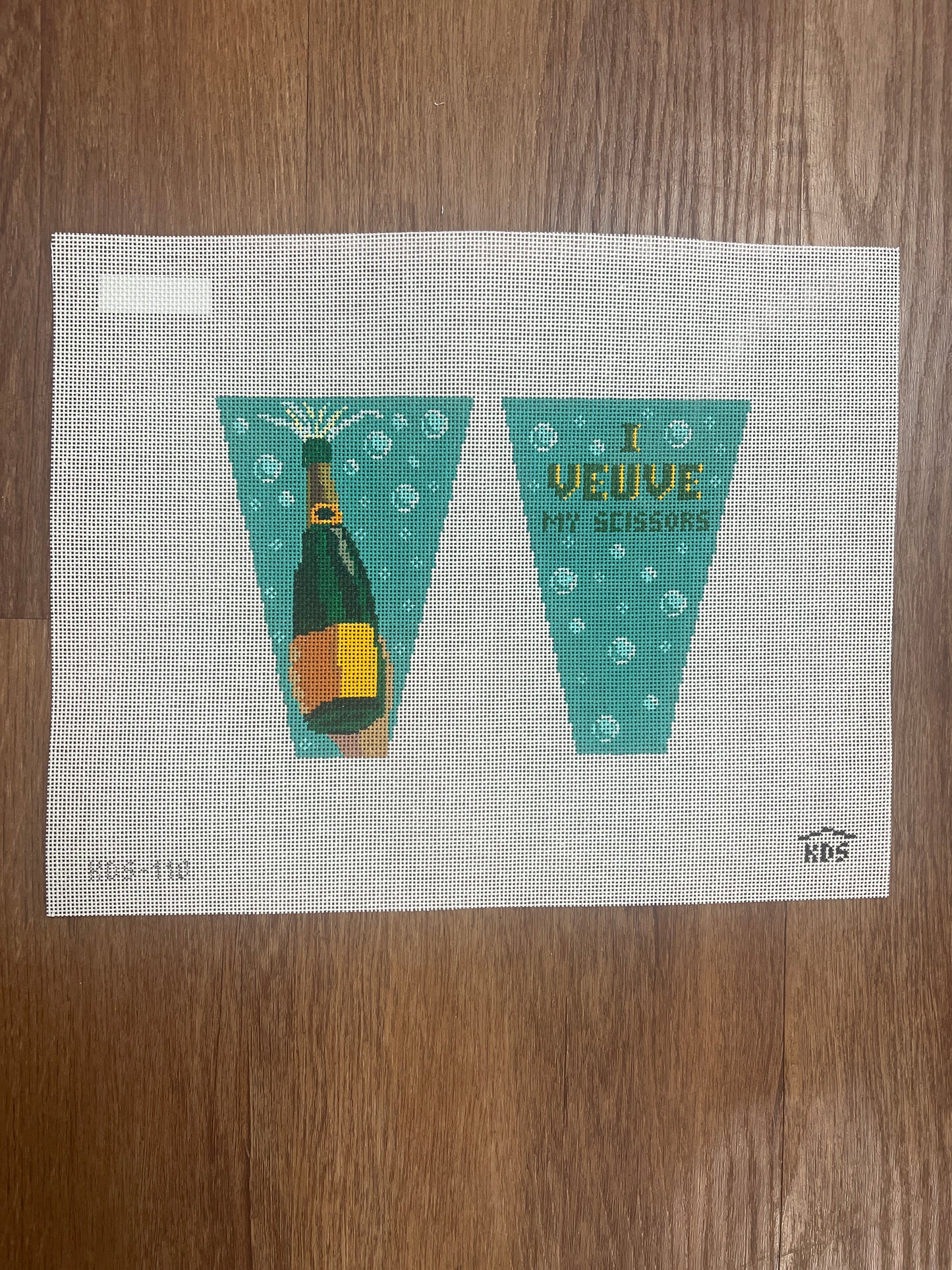 Champagne Scissor Case