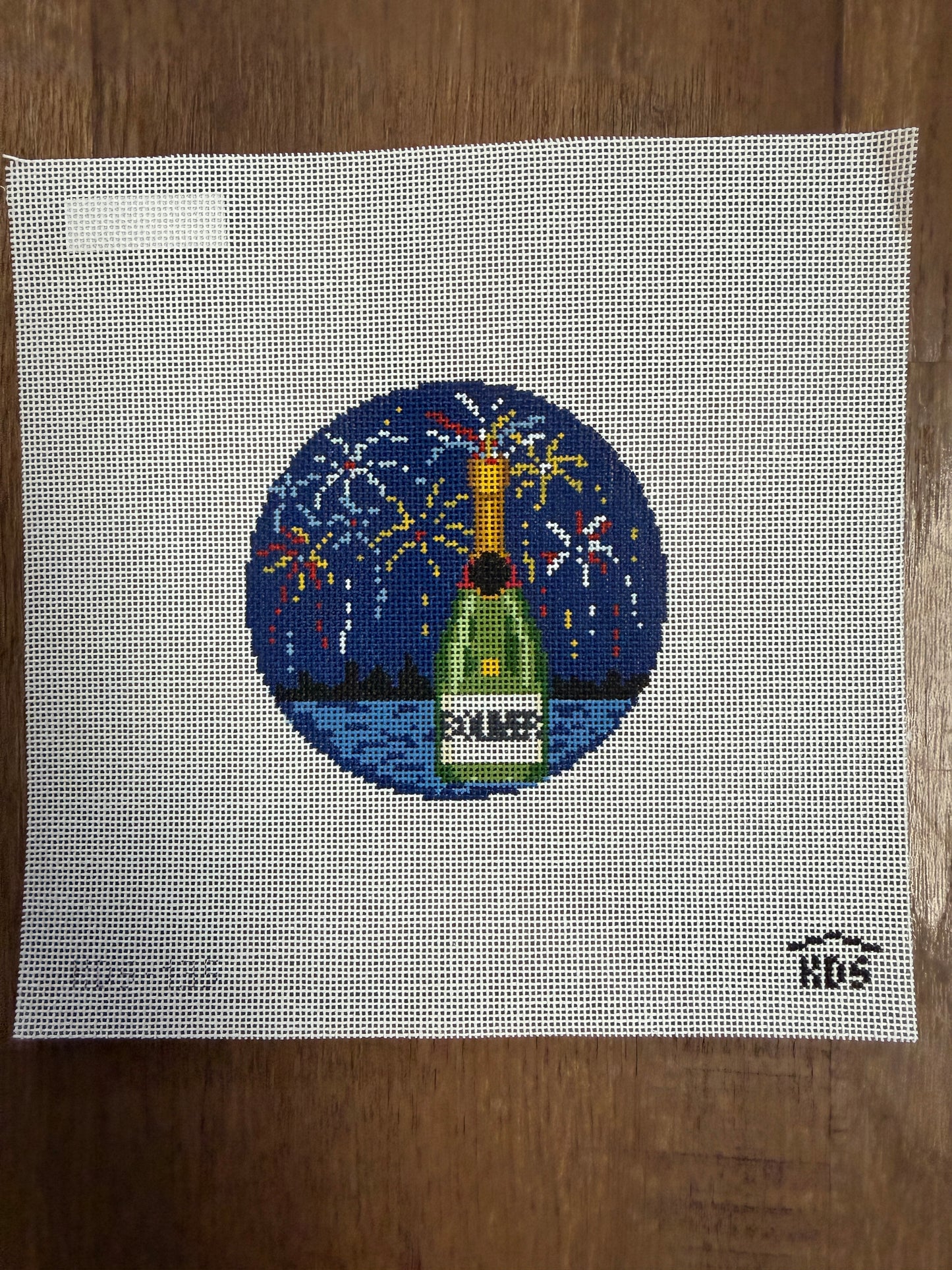 July Champagne Round and stitch guide